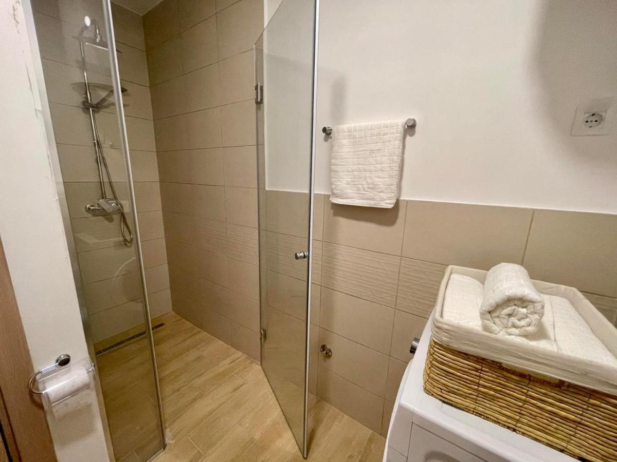 Olive Square Apartment 부드바 외부 사진